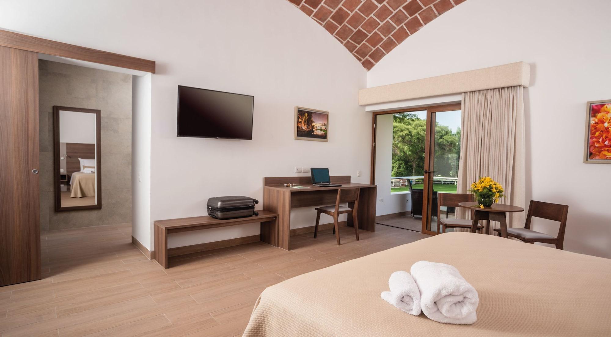 Hotel Las Dunas Ica Bagian luar foto