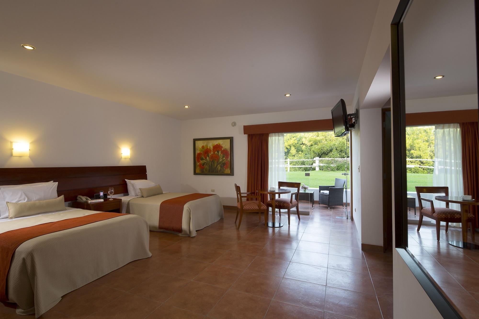 Hotel Las Dunas Ica Bagian luar foto