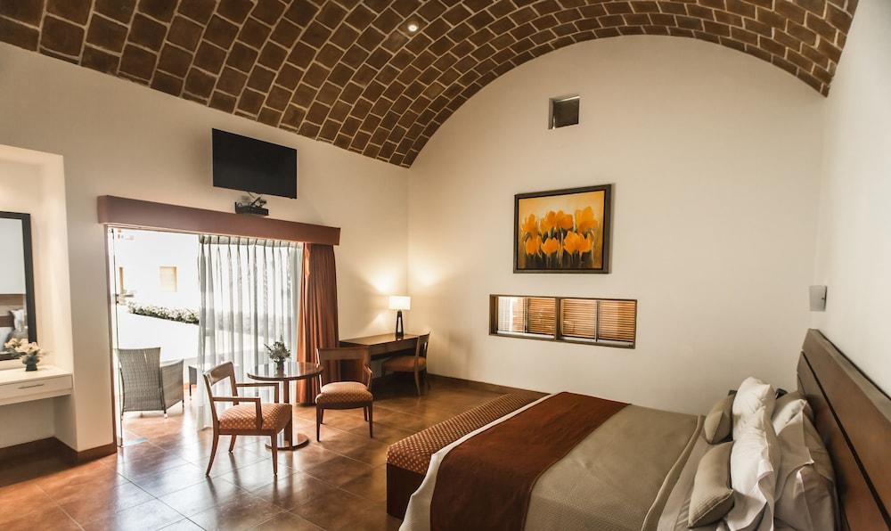 Hotel Las Dunas Ica Bagian luar foto