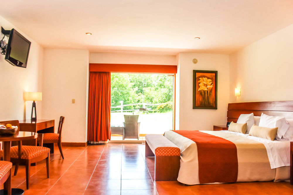 Hotel Las Dunas Ica Bagian luar foto